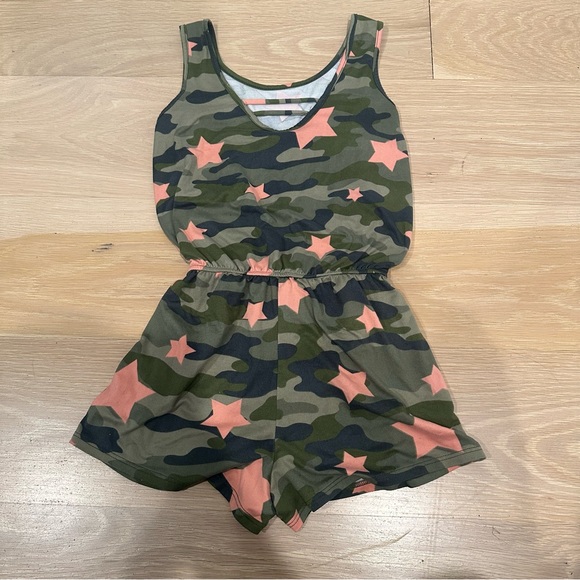 PIXIE LANE KIDS Sz 9/10 STAR/CAMOUFLAGE ONE PIECE ROMPER W DRAWSTRING GREAT COND - Picture 5 of 9